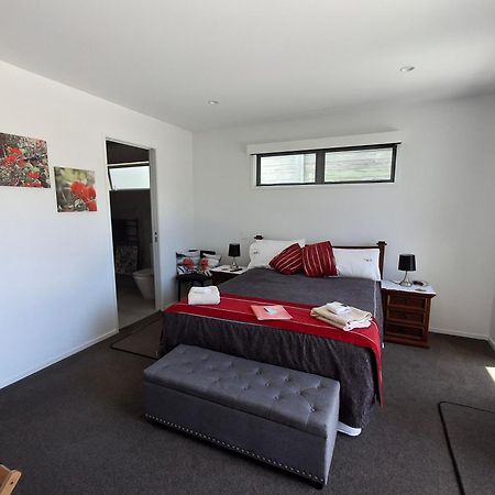 Papamoa Beach, Pohutukawa Deluxe Studio, On Hugoway 外观 照片
